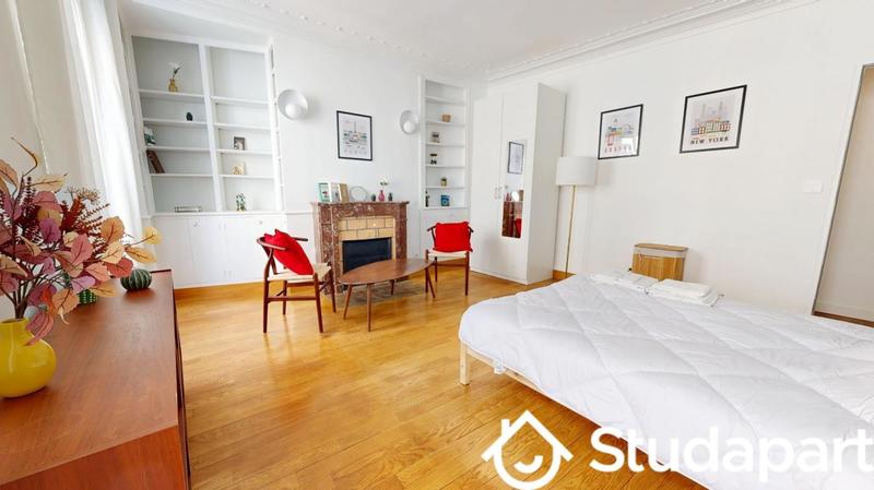 Chambre - 11 m² - 1 pièce