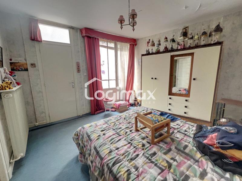 Maison - 212 m² - 10 pièces