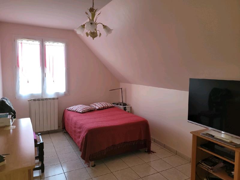 Maison - 240 m² - 8 pièces