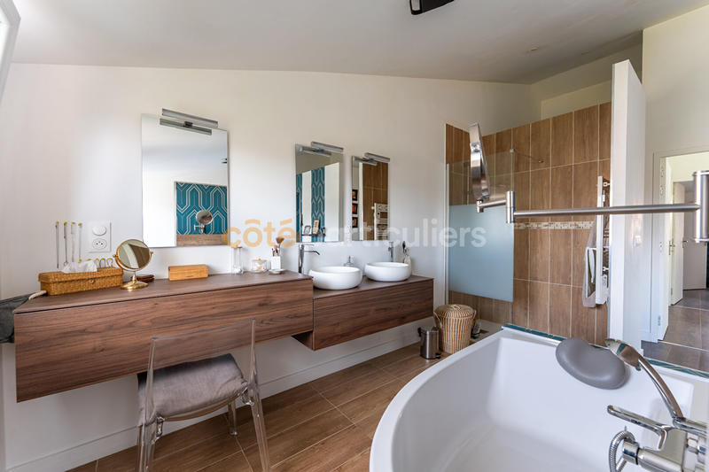 Maison - 103 m² - 4 pièces