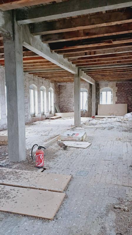 Immeuble - 1 900 m²