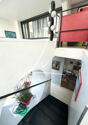 Loft - 203 m² - 6 pièces