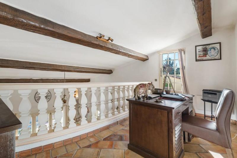 Villa - 190 m² - 7 pièces