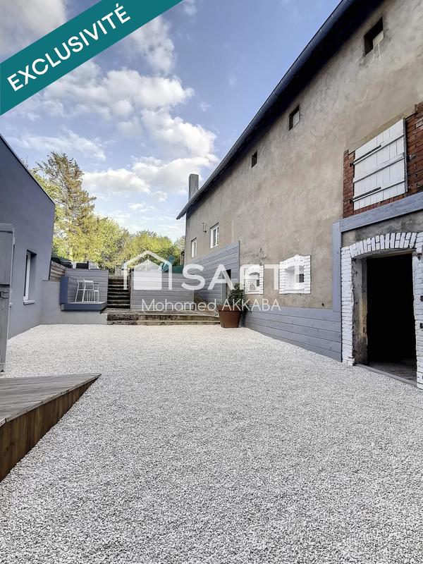 Maison - 250 m² - 8 pièces