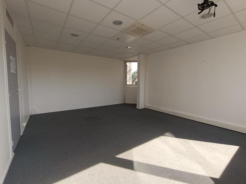 Bureau - 87 m²