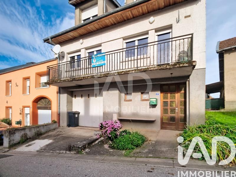 Maison - 99 m² - 5 pièces