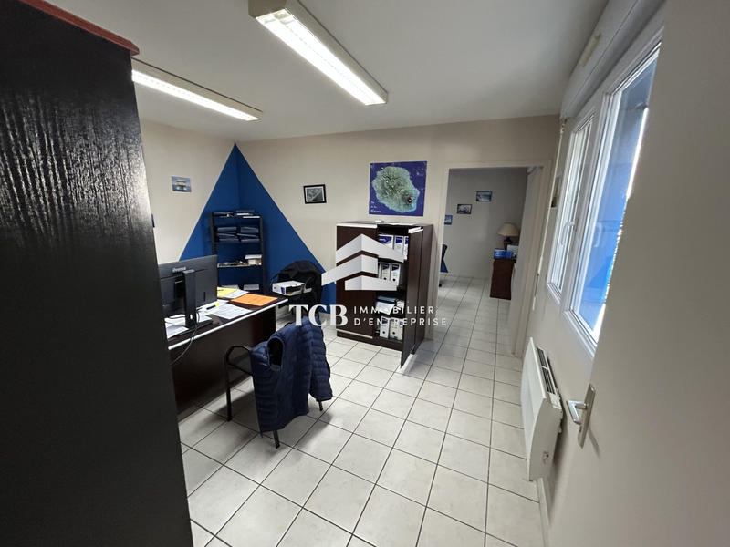 Local d'activités - 410 m²