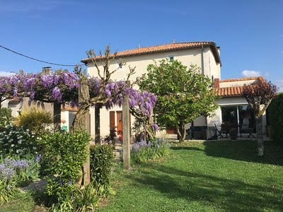 Maison - 190 m² - 6 pièces