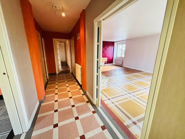 Maison - 180 m² - 6 pièces