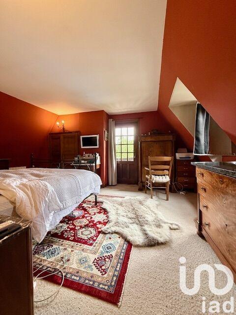 Maison - 300 m² - 13 pièces