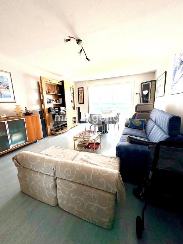 Appartement - 75 m² - 3 pièces