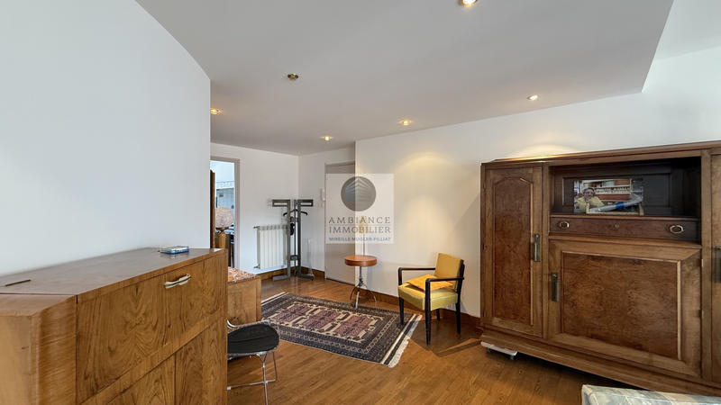 Appartement - 137 m² - 6 pièces