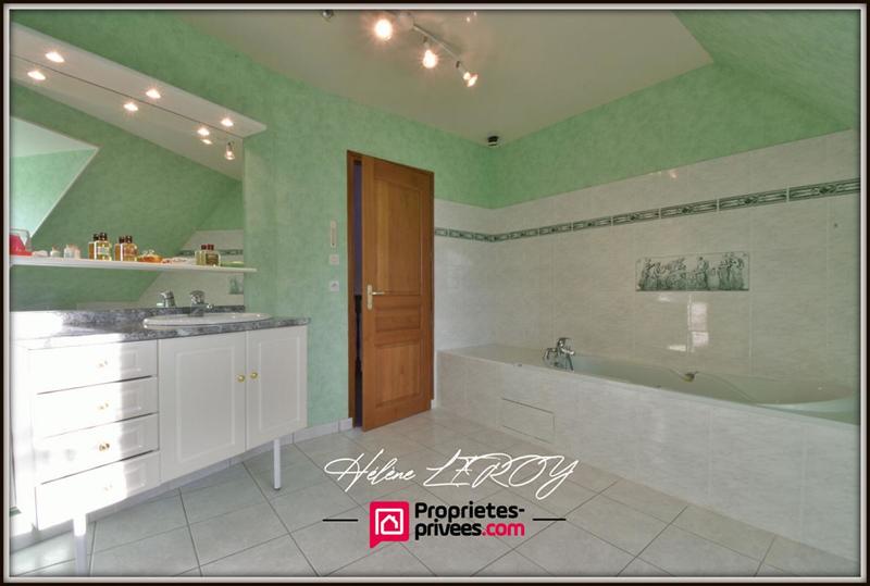 Maison - 167 m² - 6 pièces