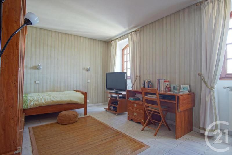 Pavillon - 137 m² - 6 pièces