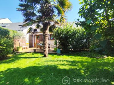 Maison traditionnelle - 120 m² - 6 pièces