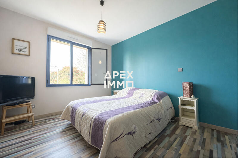 Maison - 157 m² - 7 pièces