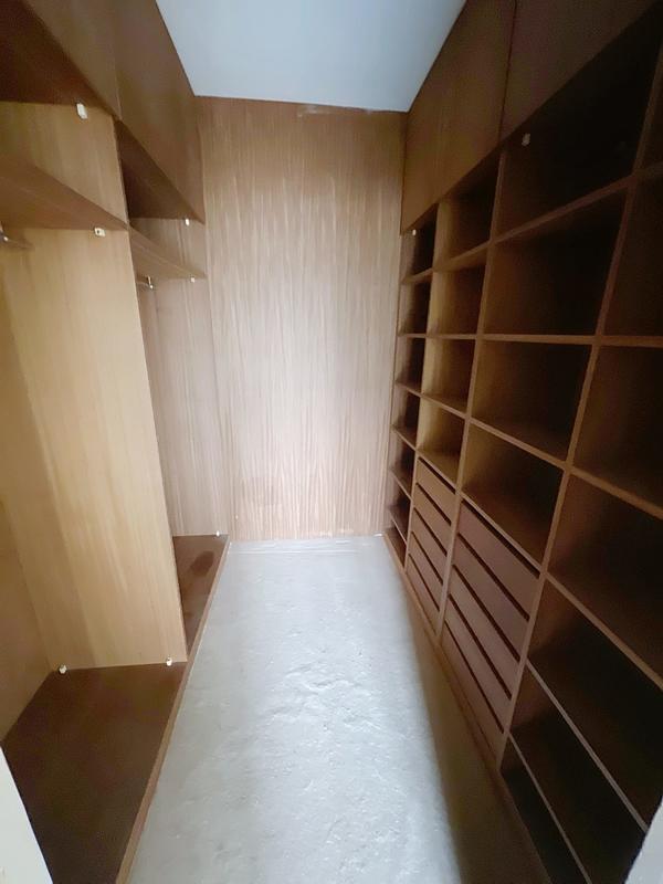 Appartement - 109 m² - 6 pièces