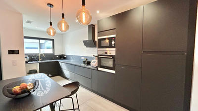 Maison - 96 m² - 4 pièces