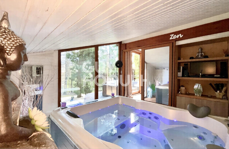 Maison - 110 m² - 4 pièces