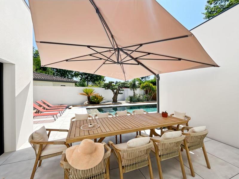 Maison - 210 m² - 5 pièces