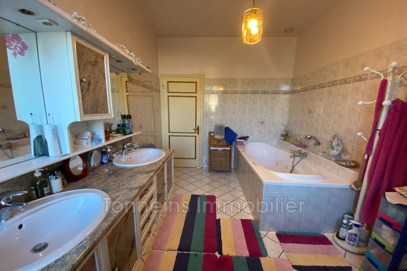 Maison - 143 m² - 6 pièces