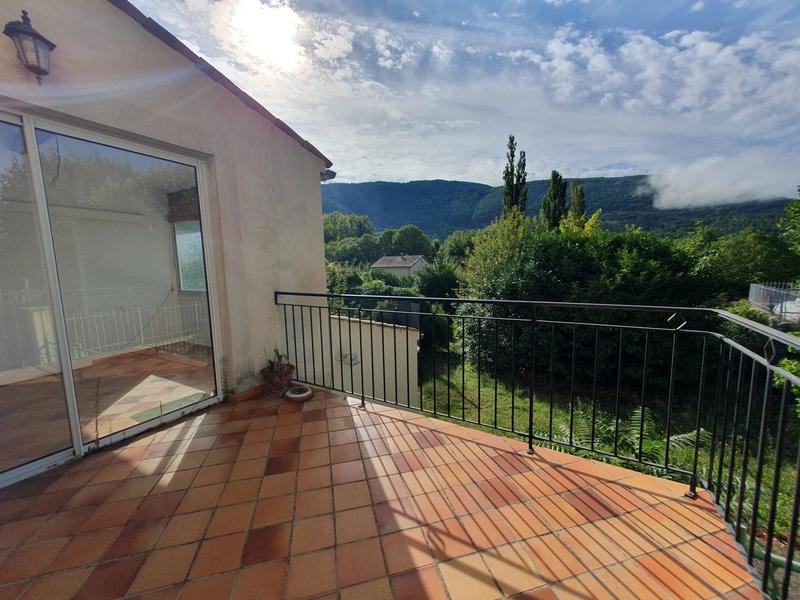 Maison - 135 m² - 4 pièces