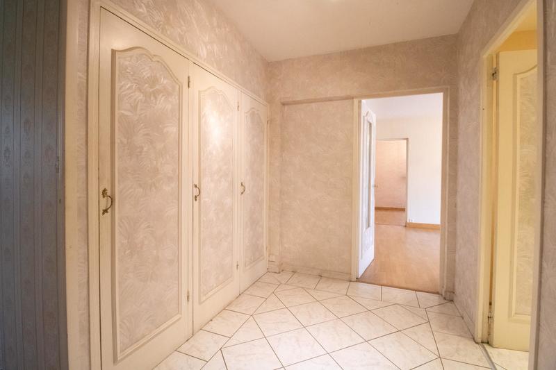 Appartement - 97 m² - 4 pièces