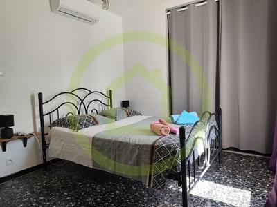 Maison - 412 m² - 8 pièces