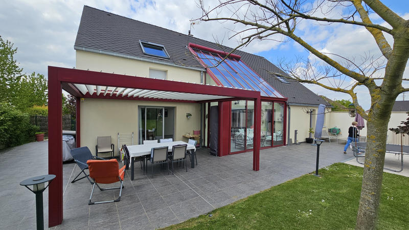 Maison - 200 m² - 7 pièces