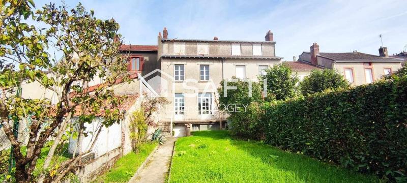 Maison - 120 m² - 6 pièces