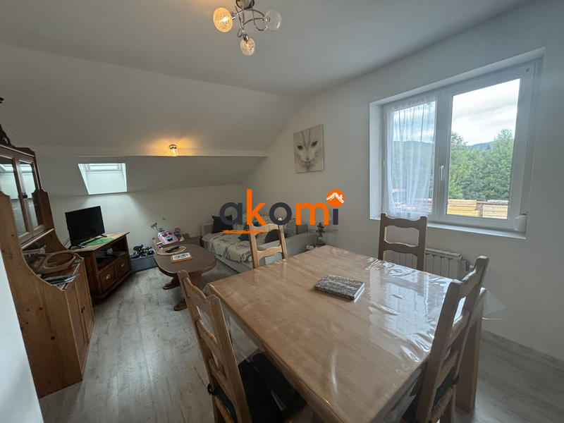 Maison traditionnelle - 145 m² - 7 pièces