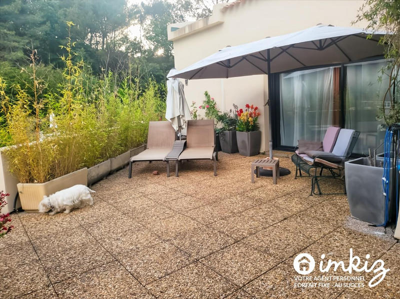 Maison - 307 m² - 15 pièces