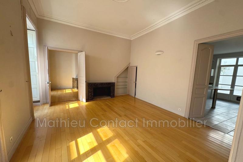 Appartement - 189 m² - 7 pièces
