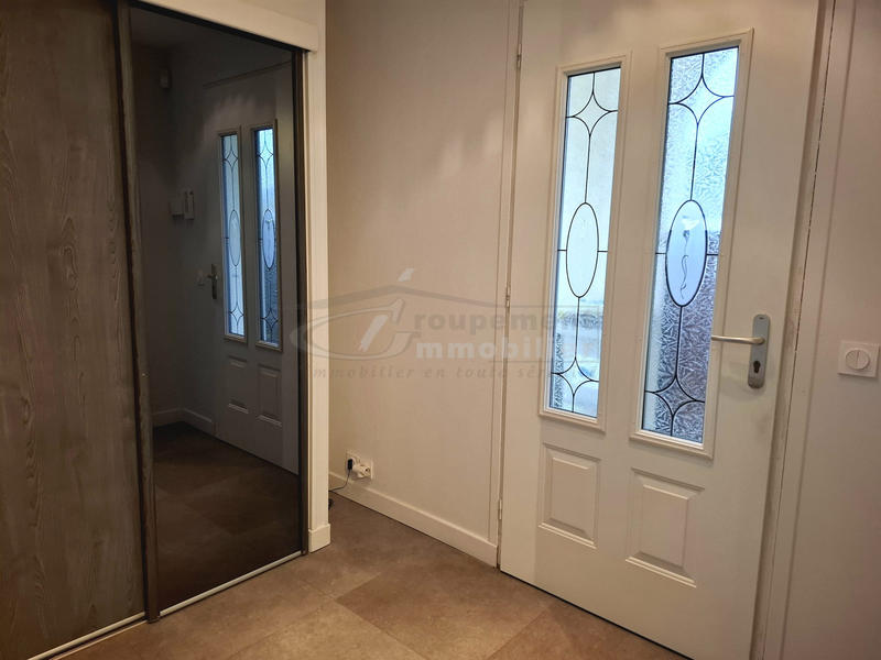 Maison - 102 m² - 4 pièces