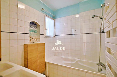 Maison - 102 m² - 6 pièces