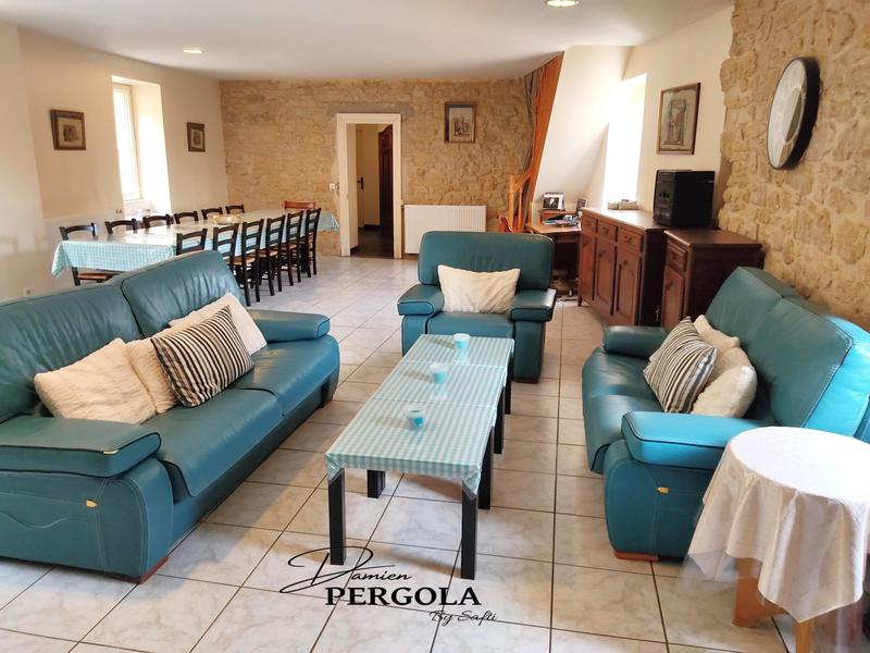 Maison - 300 m² - 10 pièces