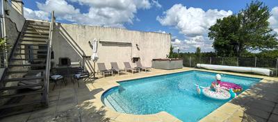 Maison - 272 m² - 11 pièces