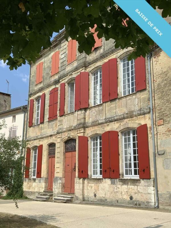 Demeure - 644 m² - 25 pièces