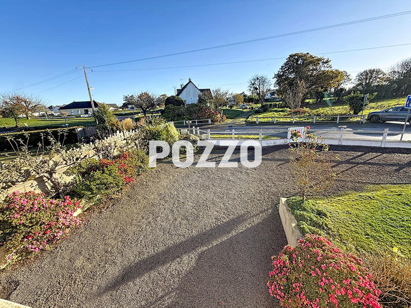 Maison - 92 m² - 6 pièces