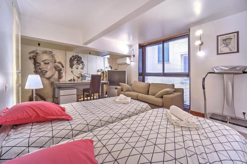 Appartement - 125 m² - 6 pièces