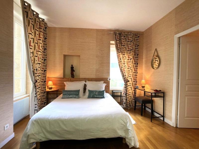 Immeuble - 336 m² - 13 pièces