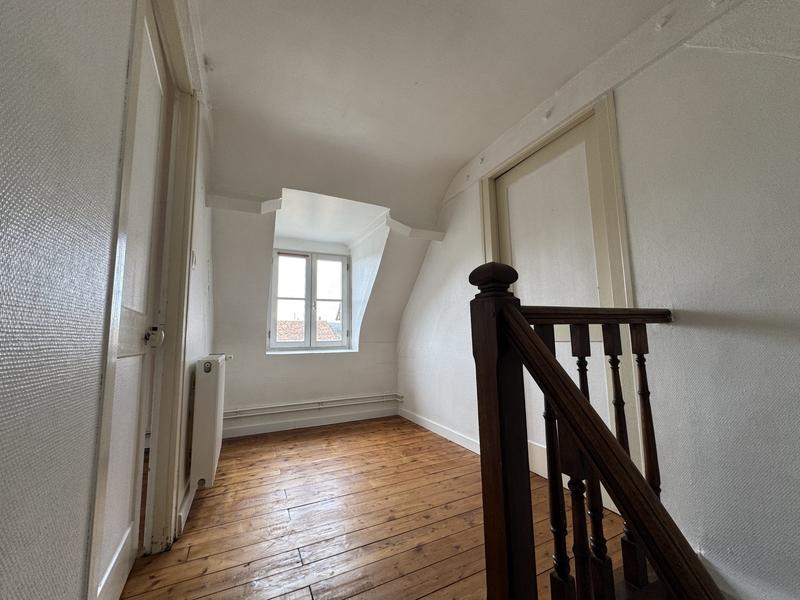 Maison - 102 m² - 5 pièces