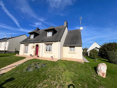 Maison - 103 m² - 5 pièces