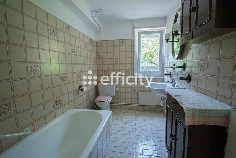 Maison - 171 m² - 8 pièces