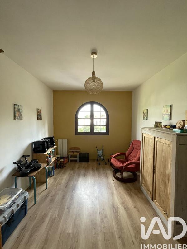 Maison - 206 m² - 5 pièces