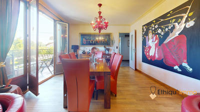 Maison - 390 m² - 20 pièces