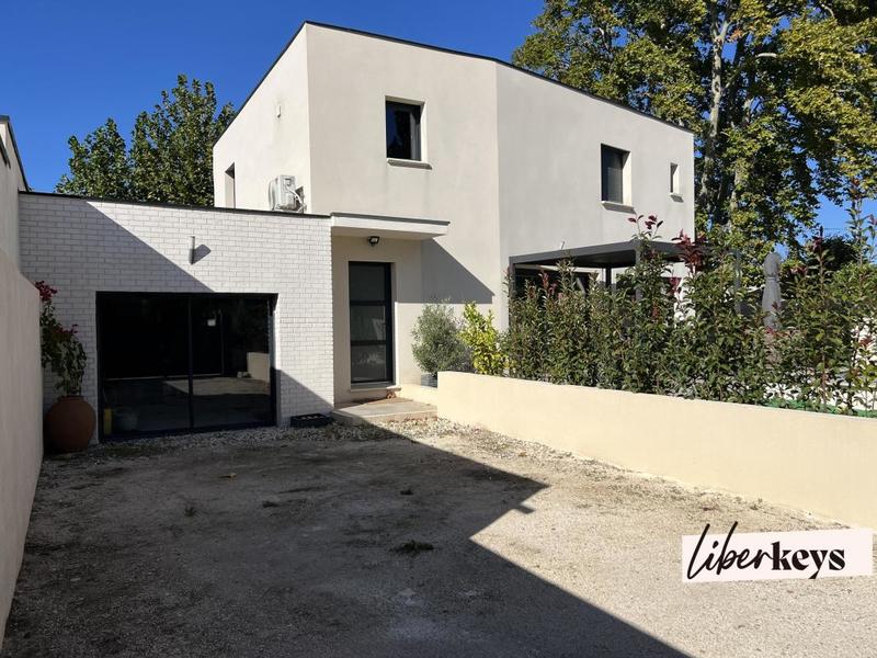 Maison - 145 m² - 5 pièces