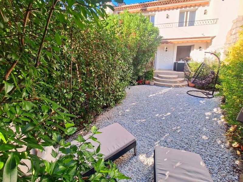 Maison de ville - 114 m² - 4 pièces