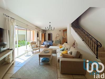 Maison - 214 m² - 8 pièces