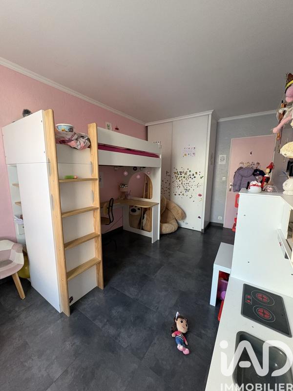 Appartement - 94 m² - 4 pièces